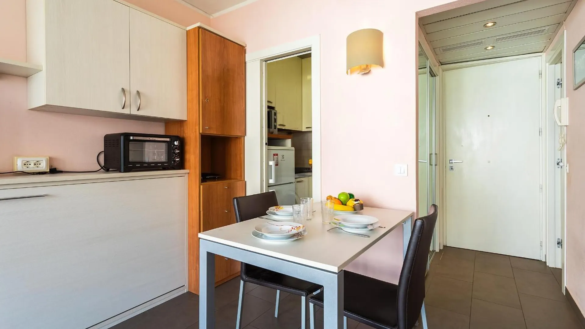 Royal Luxembourg Ap4397 By Riviera Holiday Homes Nice