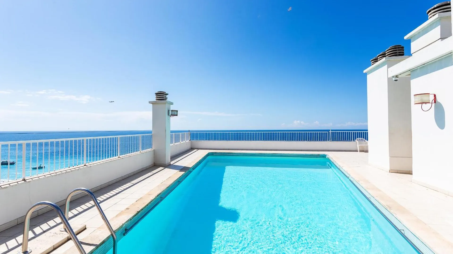 Apartment Royal Luxembourg Ap4397 By Riviera Holiday Homes Nice