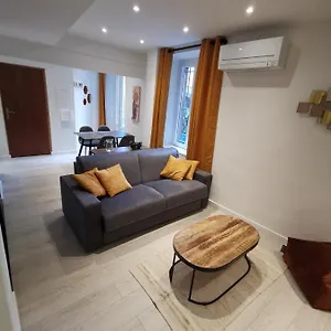  Appartement 2 Pièces Vieux-nice N