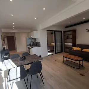  Appartement 2 Pièces Vieux-nice S